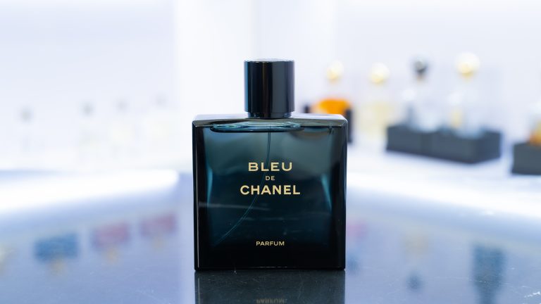 Chanel-Bleu-De-Chanel-Parfum-gia-tot-nhat