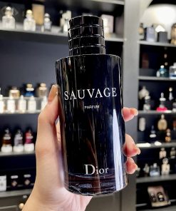 Dior-Sauvage-Parfum-chinh-hang