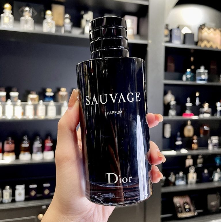 Dior-Sauvage-Parfum-chinh-hang
