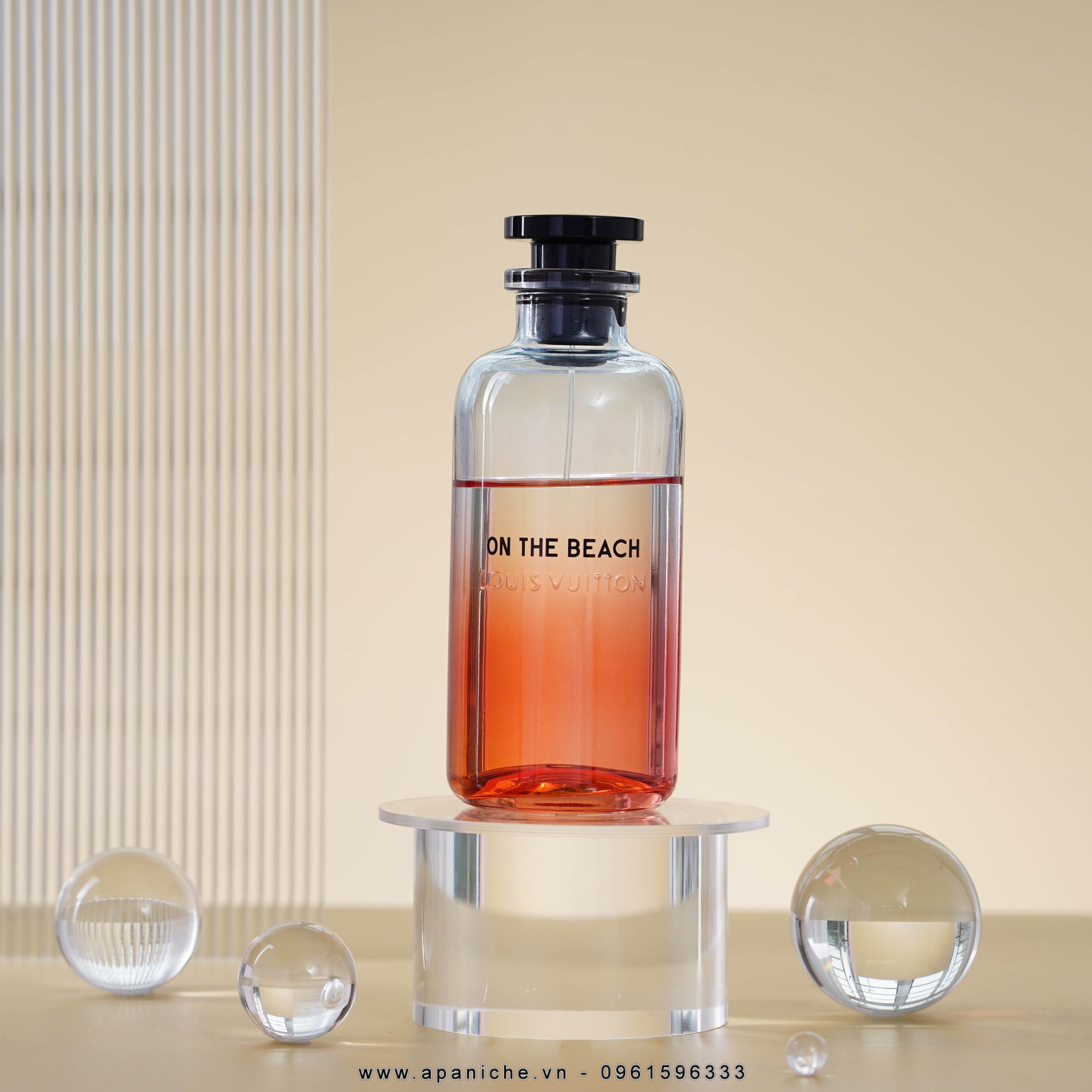 The new Louis Vuitton fragrance bottles hide inside them the brilliant  summer sun