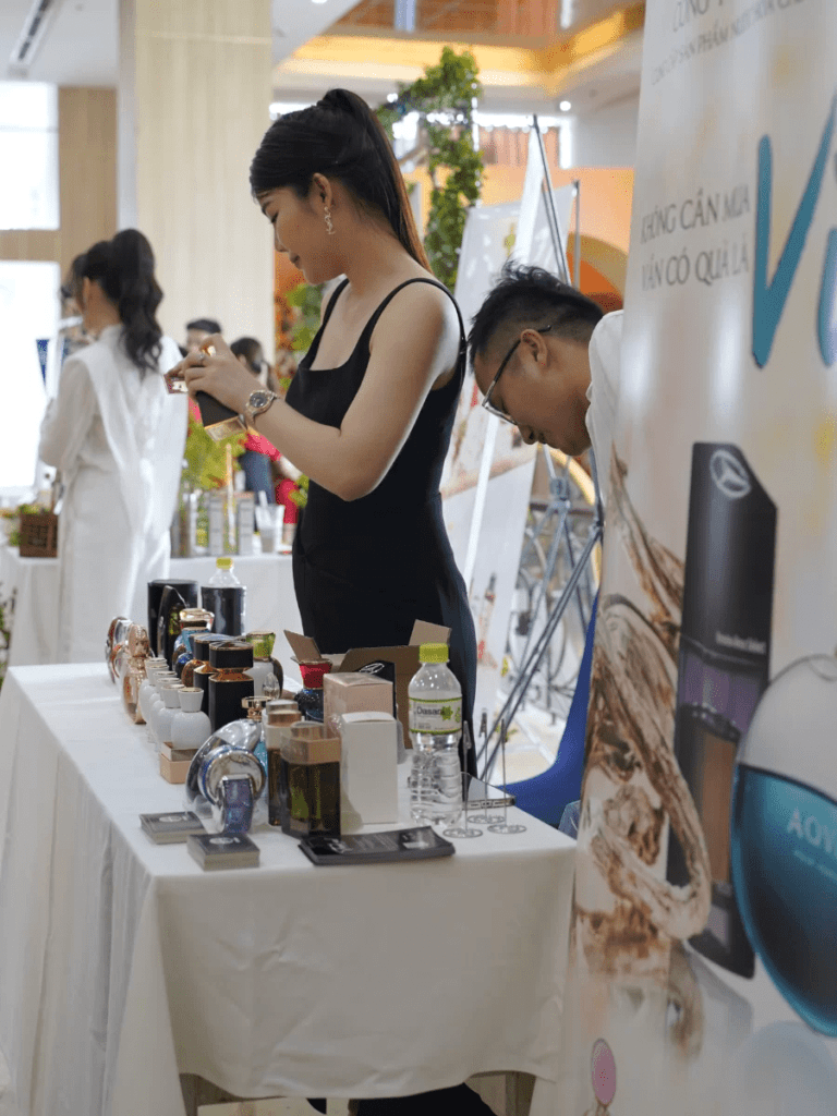 gian-hang-apa-niche-tai-su-kien-byscom