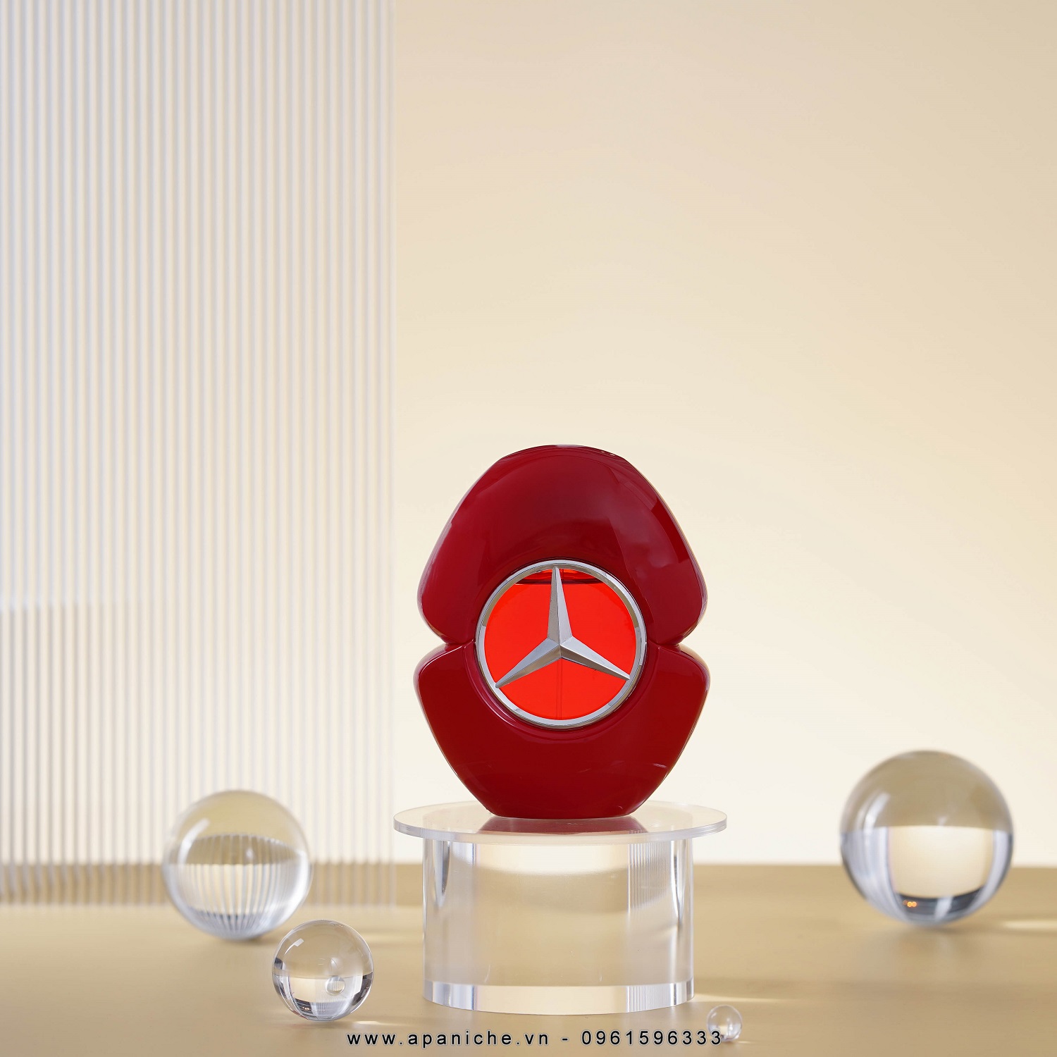 Mercedes-Benz-Woman-In-Red-EDP-chinh-hang