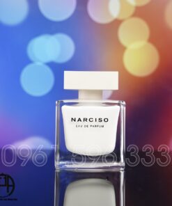 Narciso-Rodriguez-EDP-chinh-hang