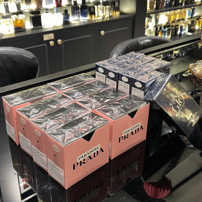 Nước hoa hàng công ty