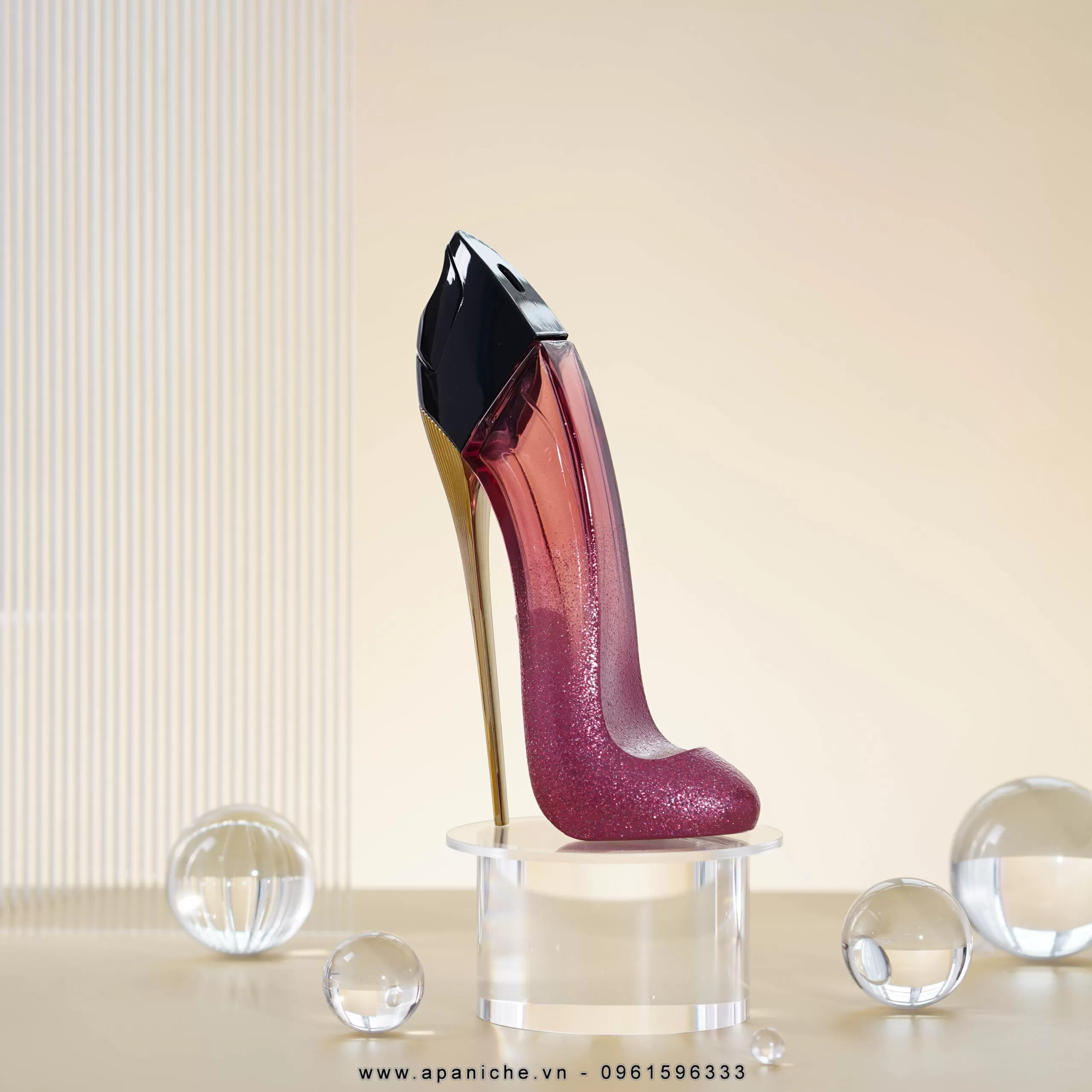 Carolina-Herrera-Very-Good-Girl-Glam-EDP-chinh-hang Carolina-Herrera-Very-Good-Girl-Glam-EDP-chinh-hang