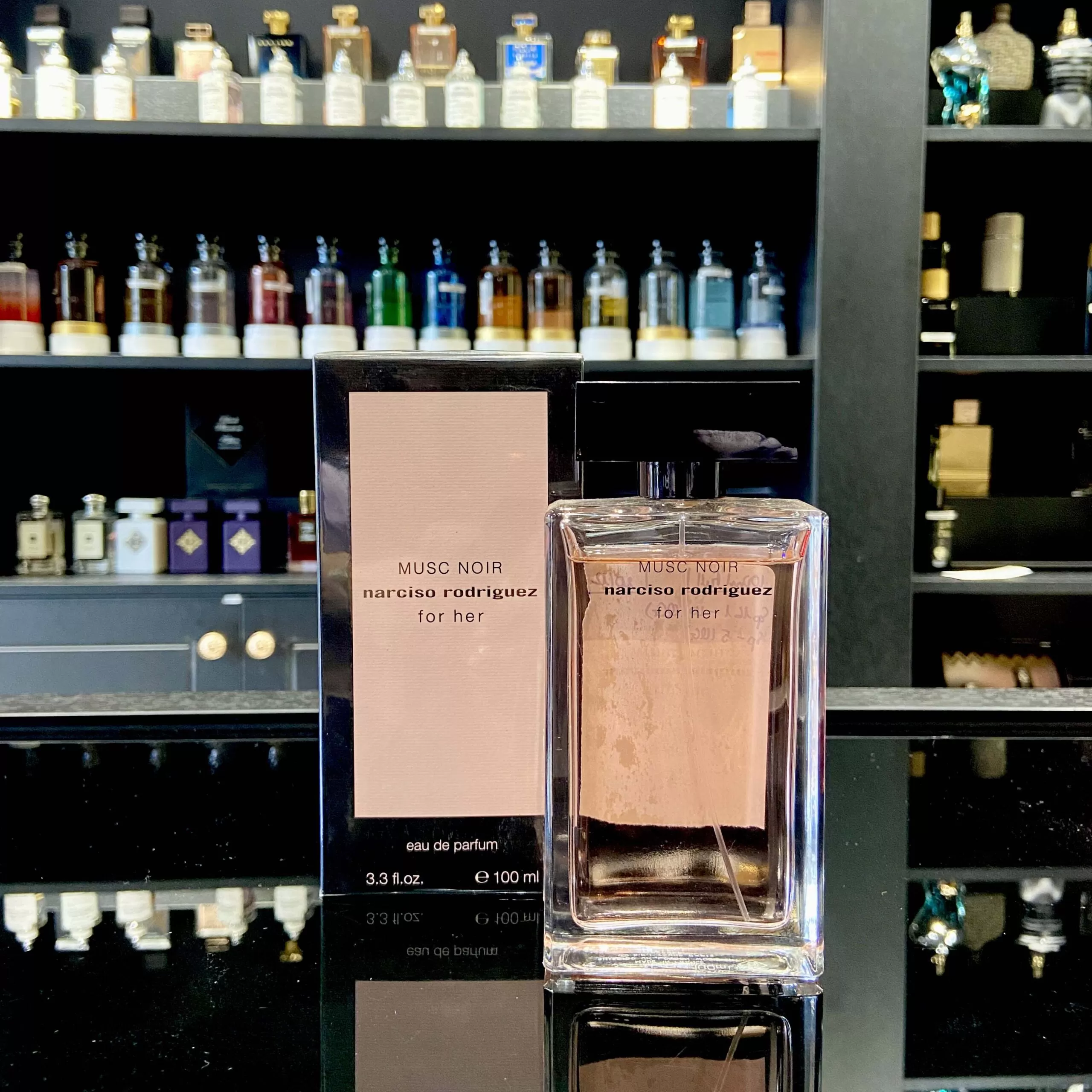 Narciso-Rodriguez-Narciso-for-her-Musc-Noir-EDP-tai-ha-noi Narciso-Rodriguez-Narciso-for-her-Musc-Noir-EDP-tai-ha-noi