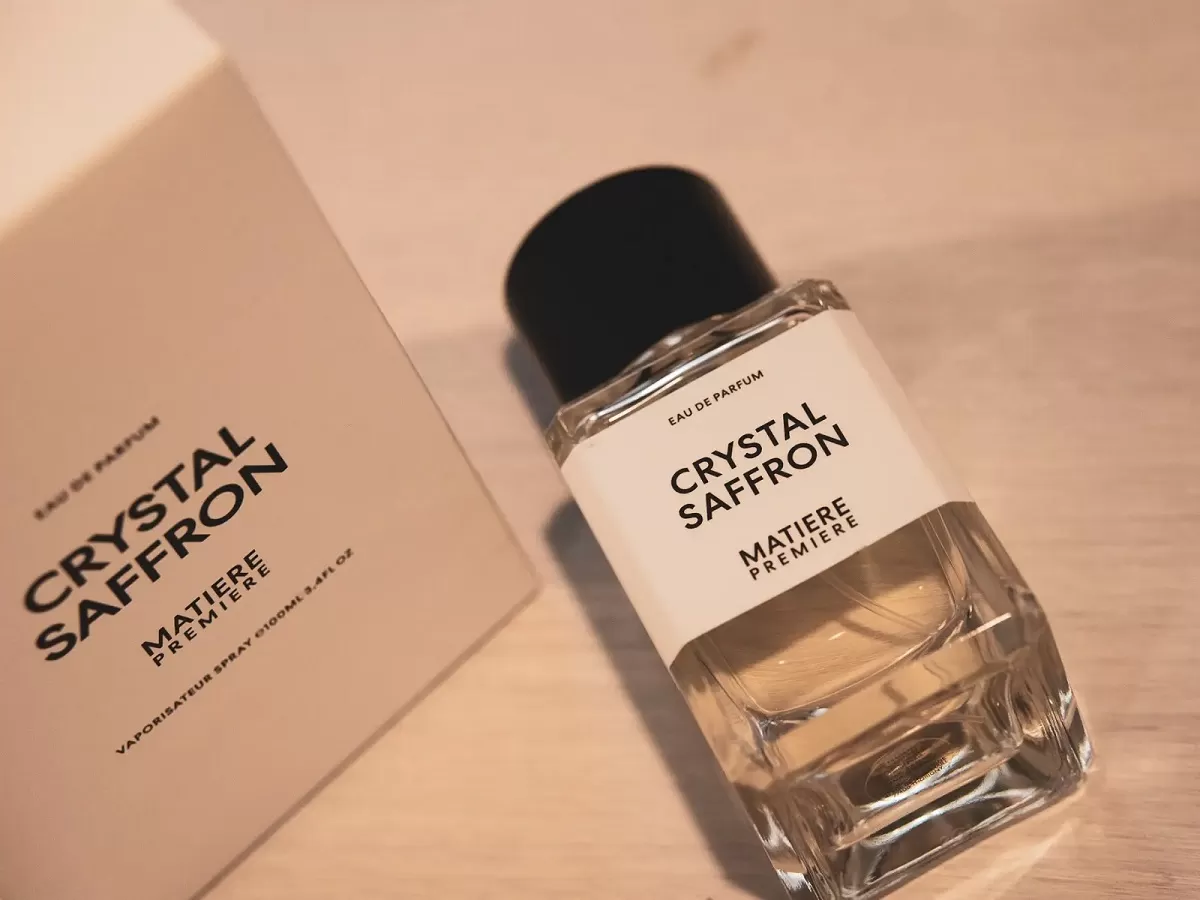 matiere-premiere-crystal-saffron-edp-chinh-hang