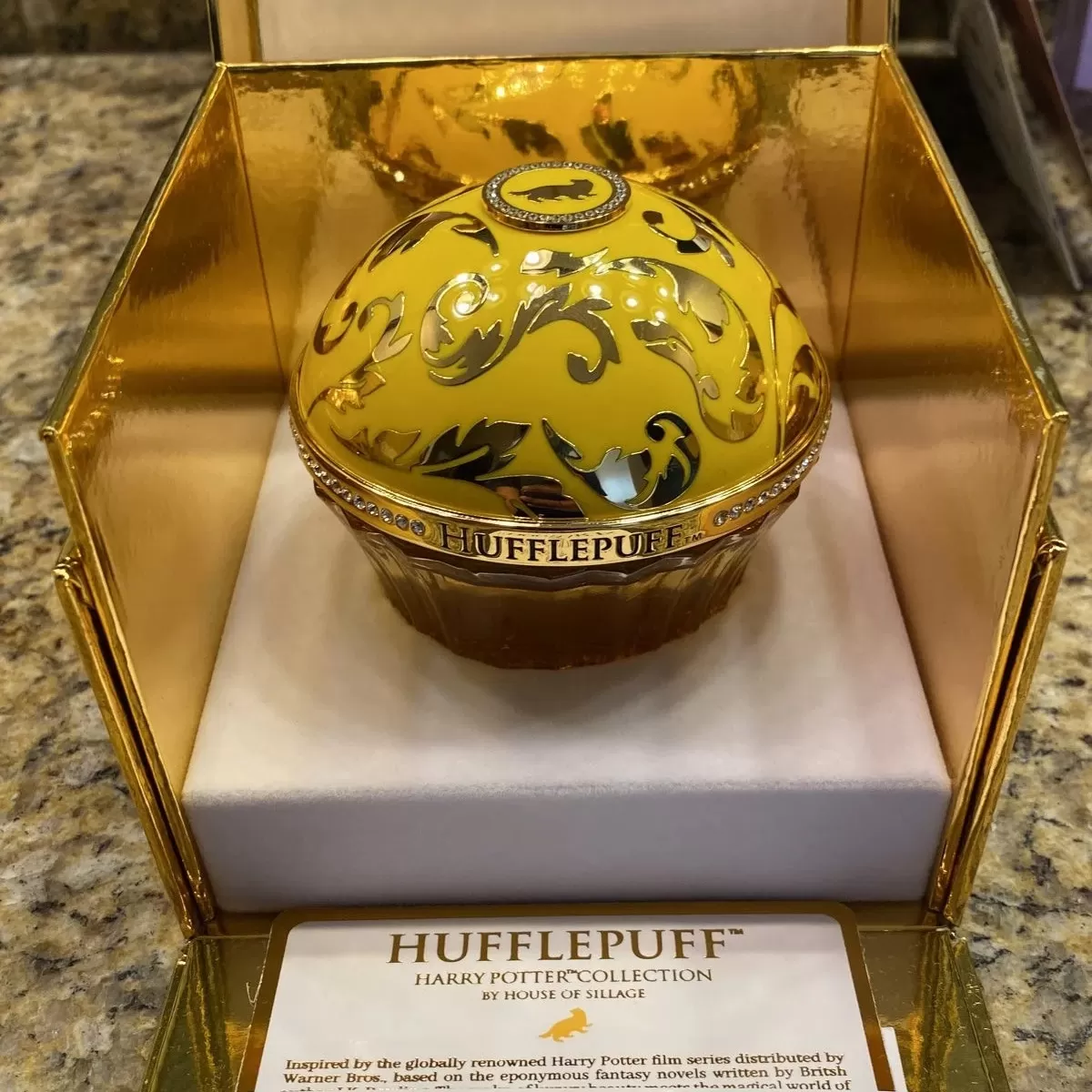House-of-Sillage-Hufflepuff-Parfum-chinh-hang