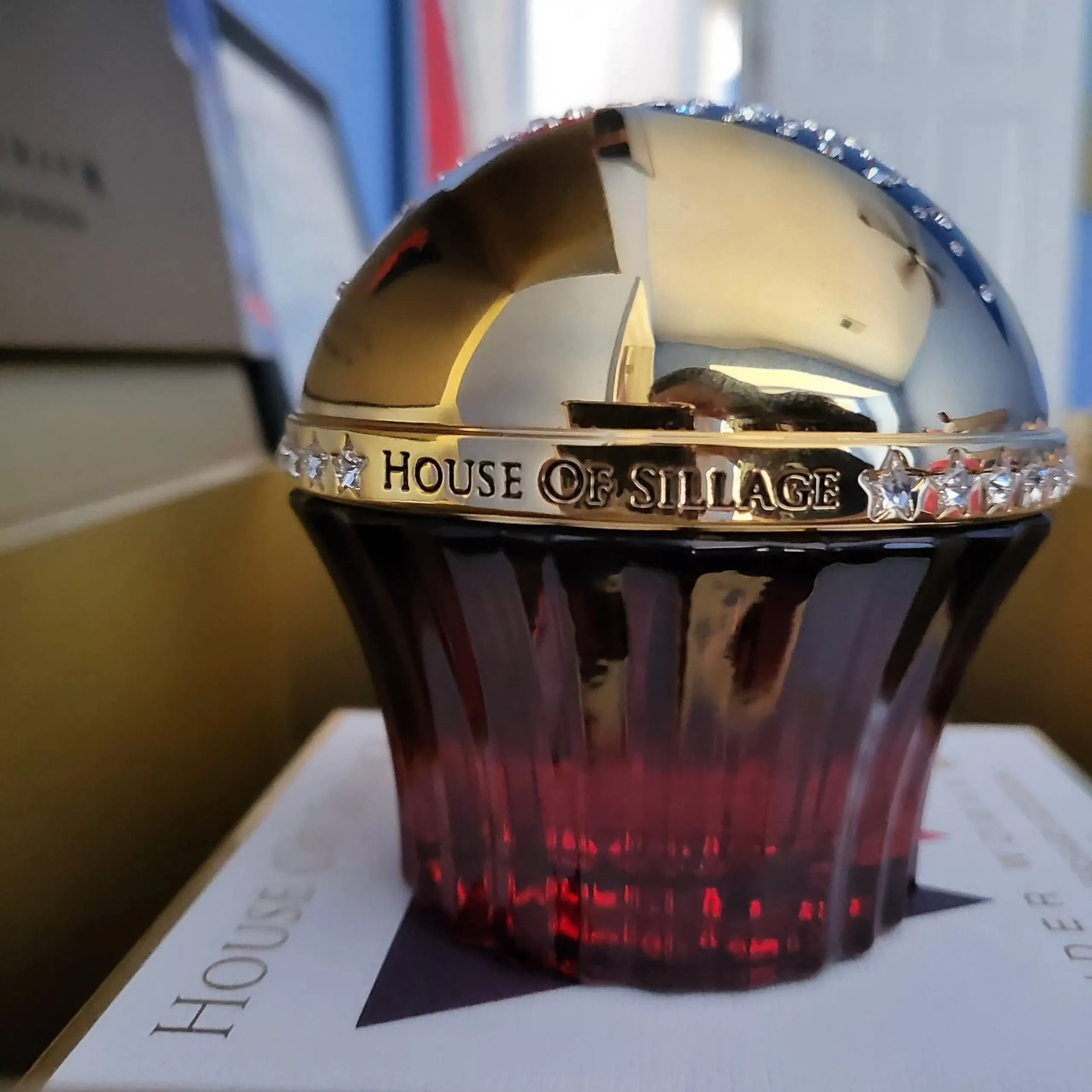 House-of-Sillage-Wonder-Woman-80th-Anniversary-Limited-Edition-tai-ha-noi House-of-Sillage-Wonder-Woman-80th-Anniversary-Limited-Edition-tai-ha-noi