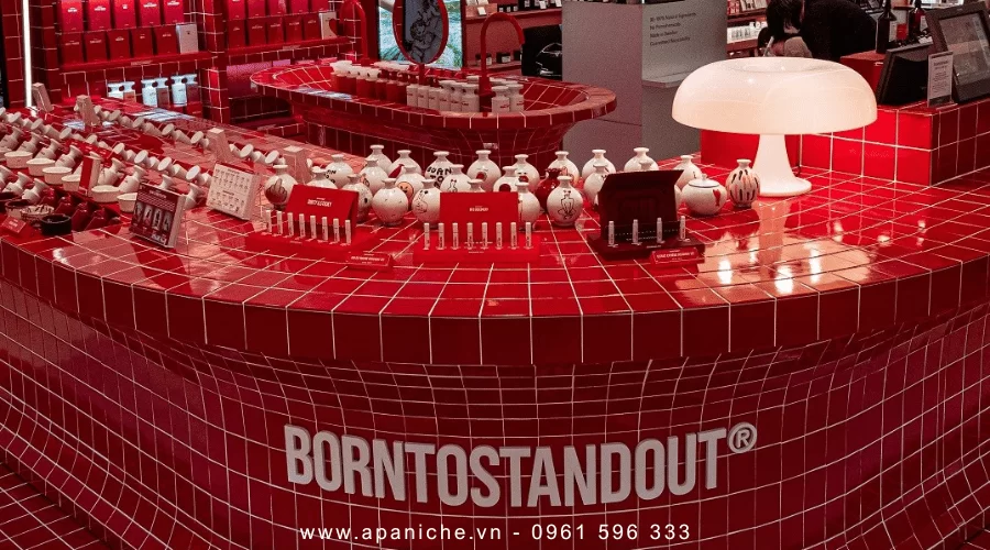 Bộ sưu tập nước hoa Borntostandout