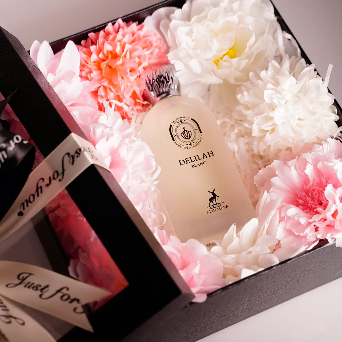 Maison Alhambra Delilah Blanc EDP quà tặng