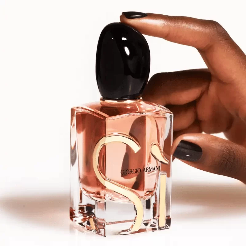 Giorgio Armani Sì Eau De Parfum Intense tại Hà Nội Giorgio Armani Sì Eau De Parfum Intense tại Hà Nội